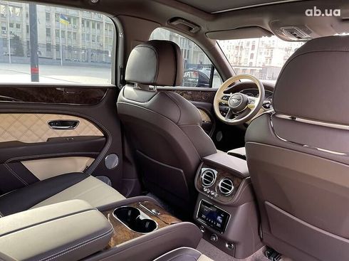 Bentley Bentayga 2020 - фото 16