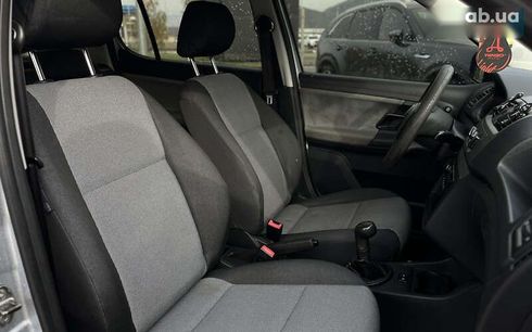 Skoda Fabia 2010 - фото 15