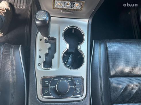 Jeep Grand Cherokee 2012 черный - фото 15