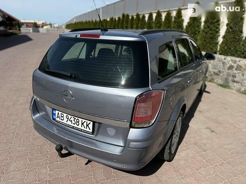 Opel Astra 2009 - фото 17
