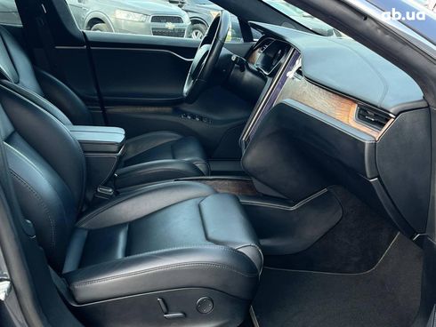Tesla Model S 2019 серый - фото 35