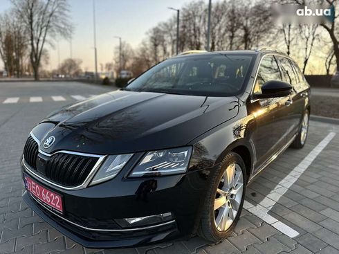 Skoda Octavia 2018 - фото 8