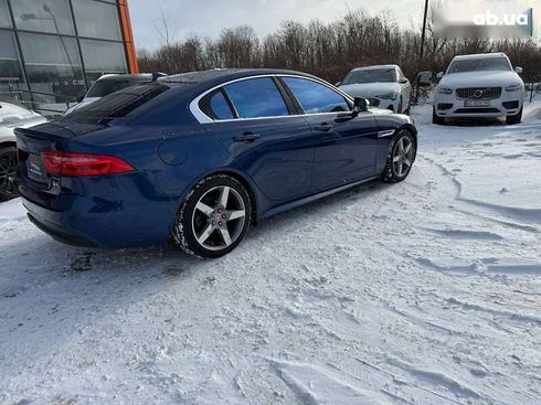 Jaguar XE 2015 - фото 11