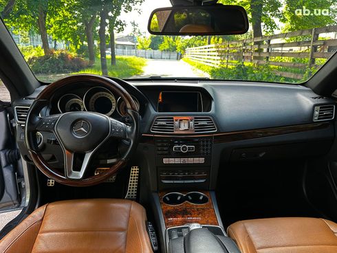 Mercedes-Benz E-Класс 2013 серый - фото 17