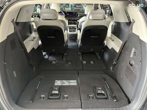 Kia Carnival 2023 - фото 9