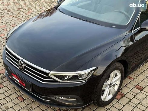 Volkswagen Passat 2022 - фото 12