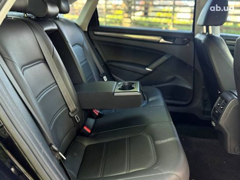 Volkswagen Passat 2020 черный - фото 35