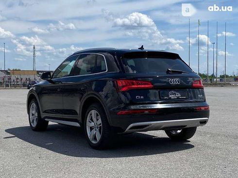 Audi Q5 2018 - фото 7