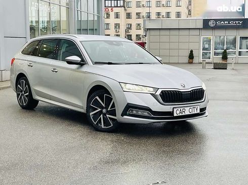 Skoda Octavia 2020 - фото 7