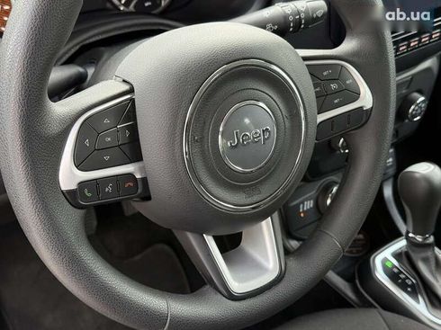 Jeep Renegade 2019 - фото 16