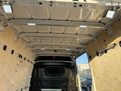 Volkswagen Crafter 2021 - фото 18