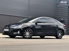 Продаж вживаних Hyundai Elantra в Києві - купити на Автобазарі