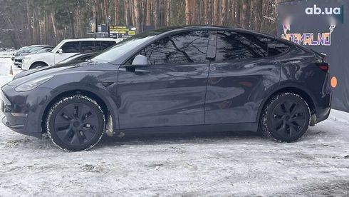 Tesla Model Y 2024 - фото 10
