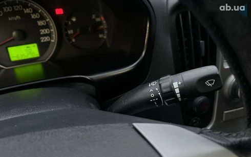 Hyundai H-1 2009 - фото 13