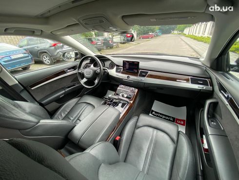Audi A8 2013 серый - фото 38