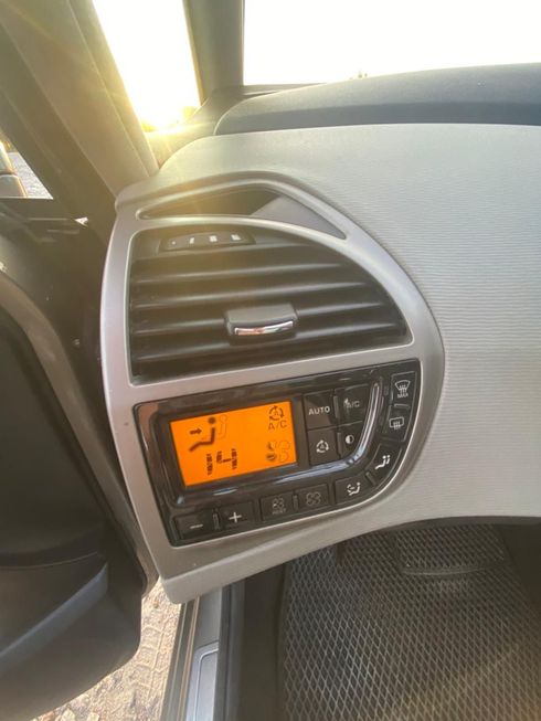 Citroёn C4 Picasso 2007 коричневый - фото 10