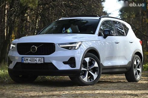 Volvo XC40 2024 - фото 16