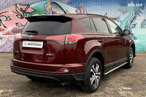 Toyota RAV4 2016 - фото 8