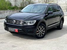Продажа б/у Volkswagen Tiguan 2019 года - купить на Автобазаре