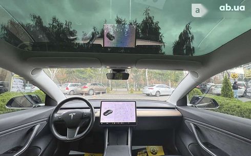 Tesla Model 3 2019 - фото 14