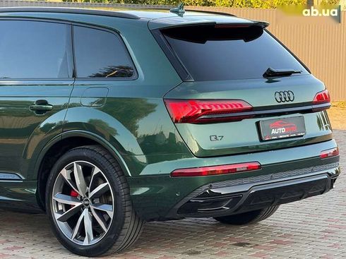 Audi Q7 2021 - фото 27