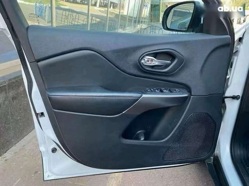 Jeep Cherokee 2018 - фото 14