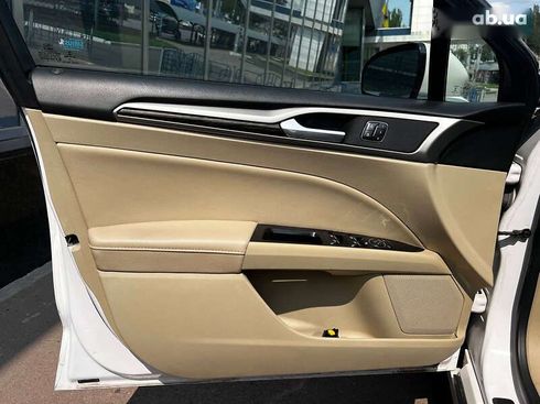 Ford Fusion 2016 - фото 20