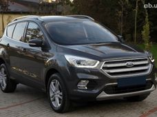 Продажа б/у Ford Kuga 2018 года в Тернополе - купить на Автобазаре