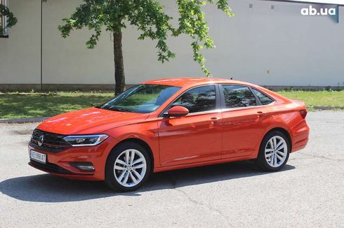 Volkswagen Jetta 2018 - фото 3