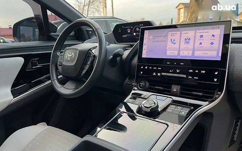 Toyota bZ 2022 - фото 19