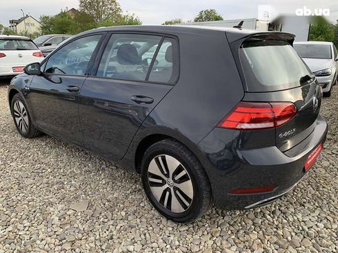 Volkswagen e-Golf 2020 - фото 12