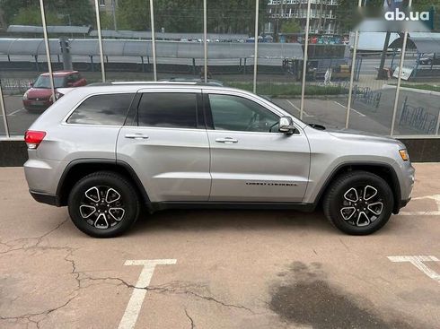 Jeep Grand Cherokee 2019 - фото 3