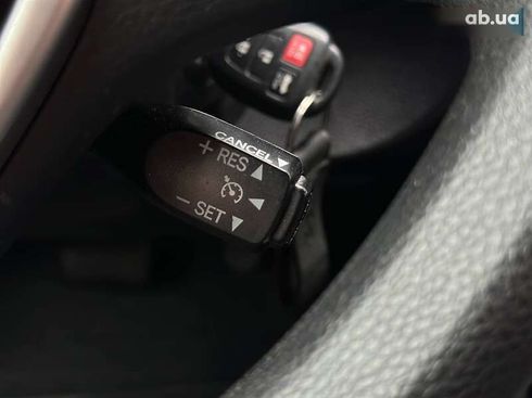Toyota Corolla 2015 - фото 22