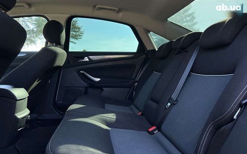 Ford Mondeo 2012 - фото 14