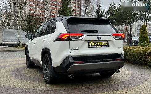 Toyota RAV4 2021 - фото 5