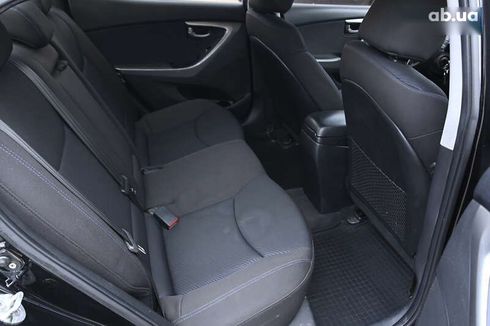 Hyundai Elantra 2012 - фото 29