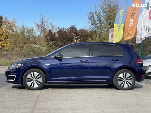 Volkswagen e-Golf 2020 - фото 12