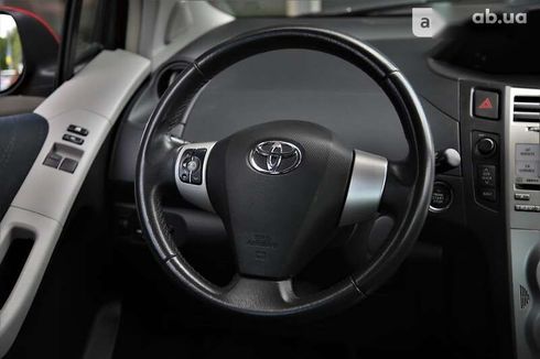 Toyota Yaris 2008 - фото 13