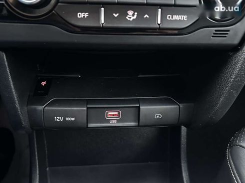 Kia Niro 2019 - фото 14