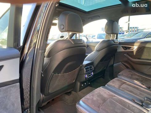 Audi Q7 2018 - фото 24