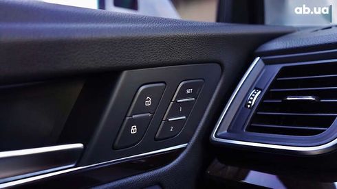 Audi Q5 2018 - фото 24