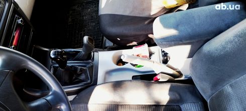 Mitsubishi Pajero Sport 2001 зеленый - фото 7