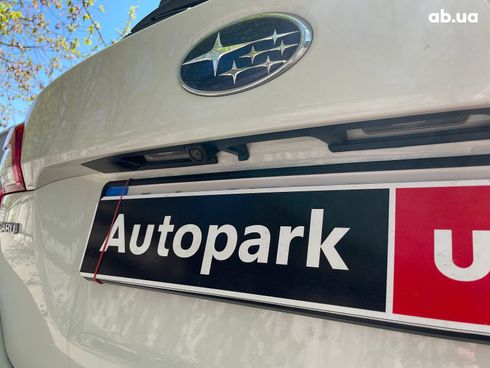 Subaru Outback 2018 белый - фото 26