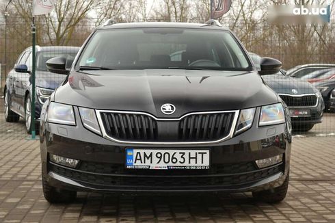 Skoda Octavia 2018 - фото 4