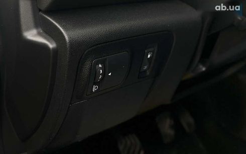 Renault Megane 2017 - фото 16