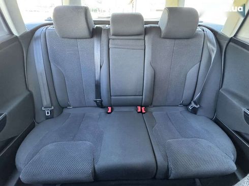 Volkswagen Passat 2010 - фото 25