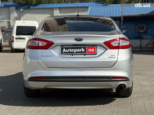 Ford Fusion 2015 серый - фото 7