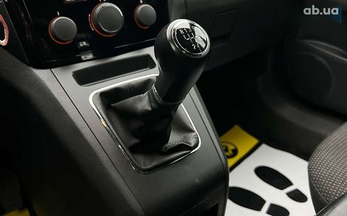 Opel Zafira 2012 - фото 12