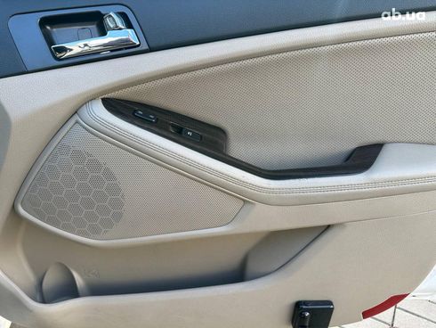 Kia Optima 2012 белый - фото 18