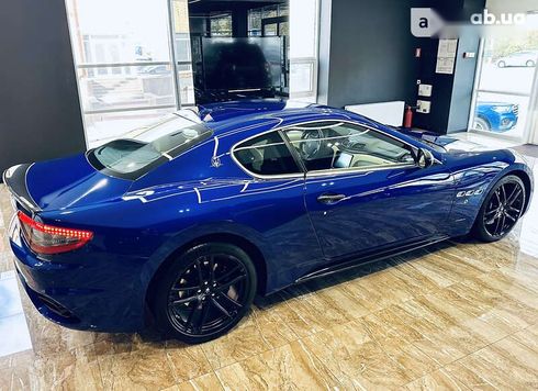 Maserati GranTurismo 2017 - фото 10